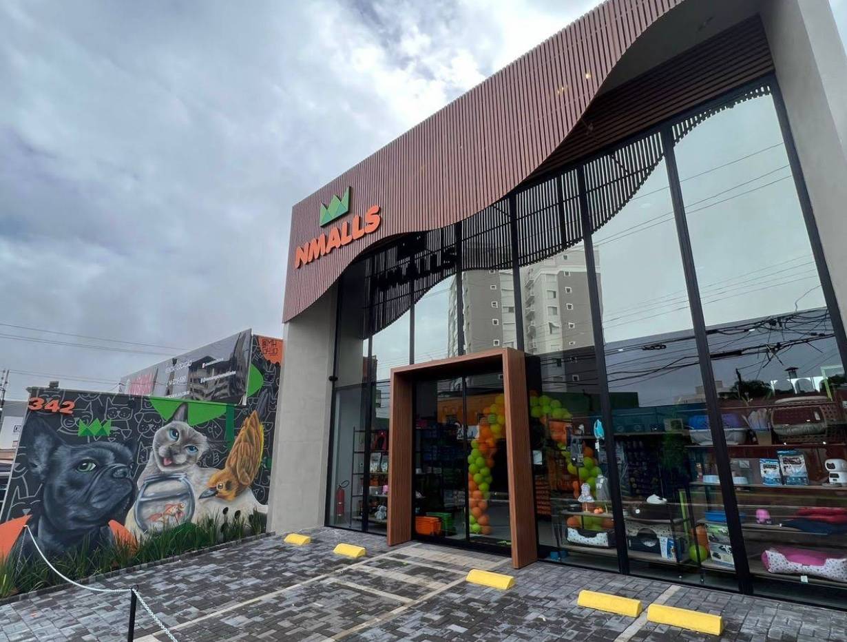 Fachada da loja Nmalls Vicente Ferreira